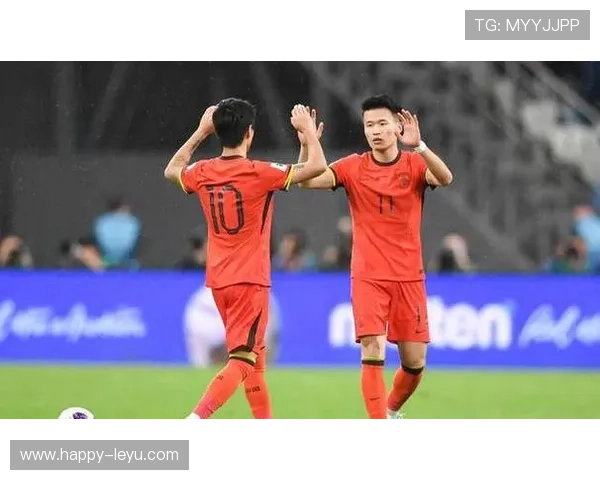 中国足球迎来新机遇，年轻球员崭露头角，国足备战世界杯新征程